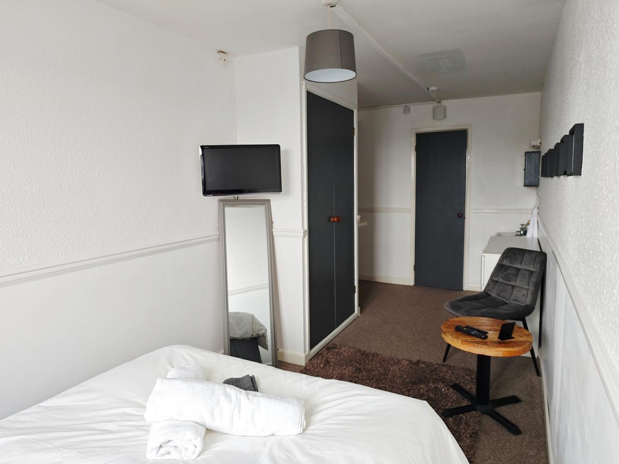 Styles & White Stays - Central Newquay New Quay Extérieur photo